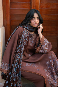 CHOCOLATE BROWN