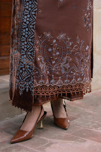 CHOCOLATE BROWN